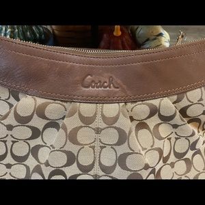Coach shoulder bag